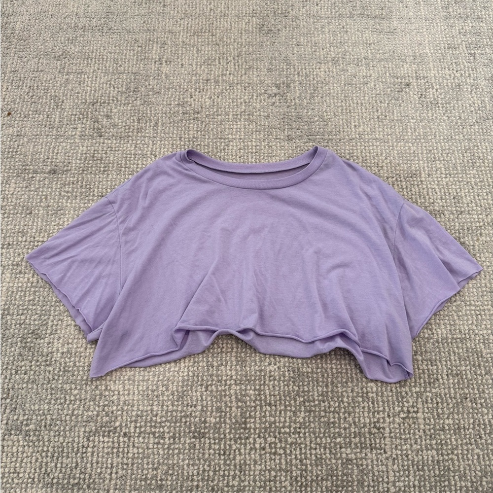 ALO Yoga Ultraviolet Cropped Short Sleeve Top